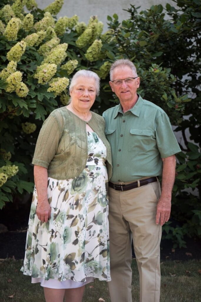 Charlie Ness : Associate Pastor